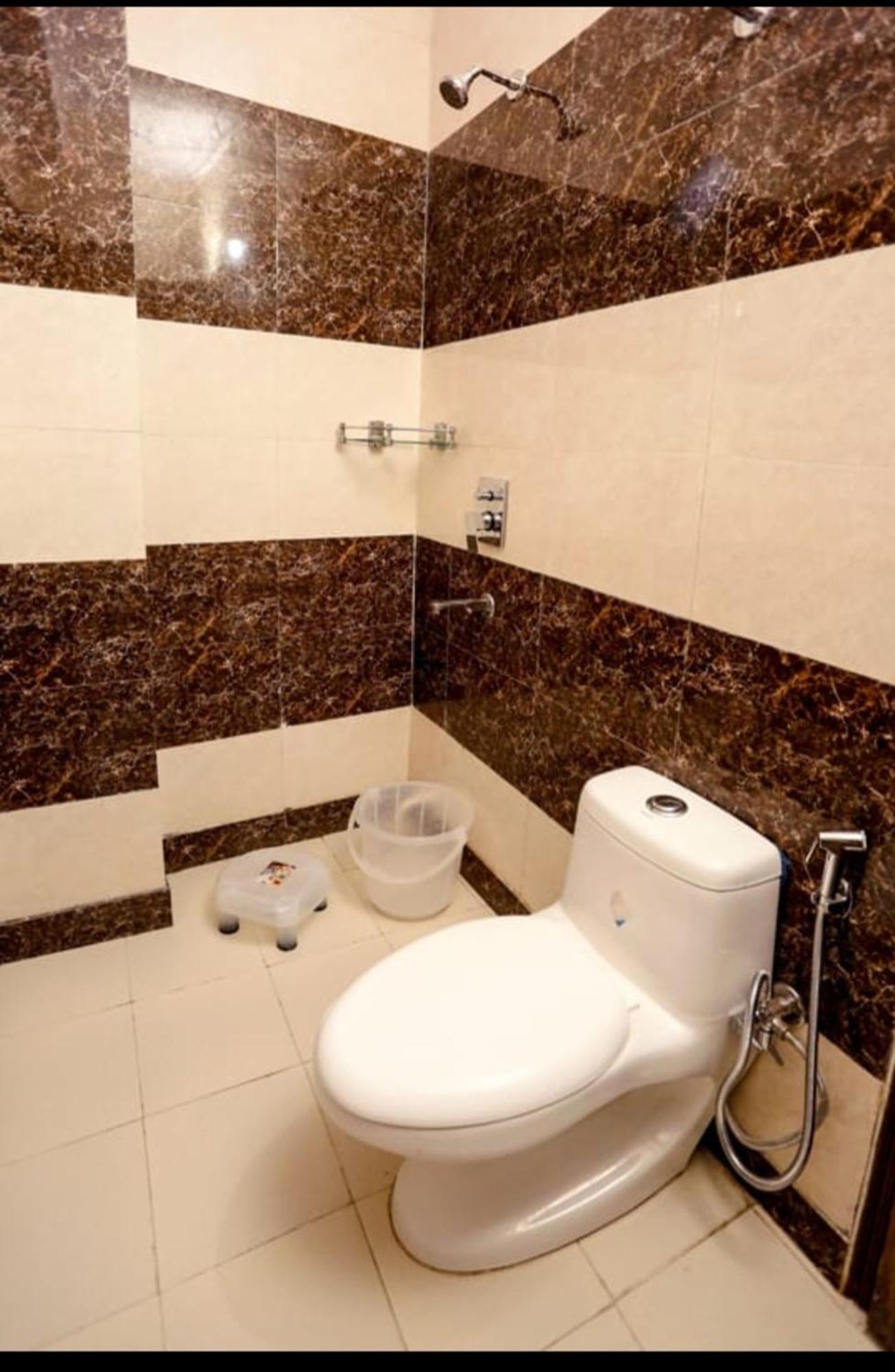 Airport Hotel Edge Home Stay New Delhi Extérieur photo