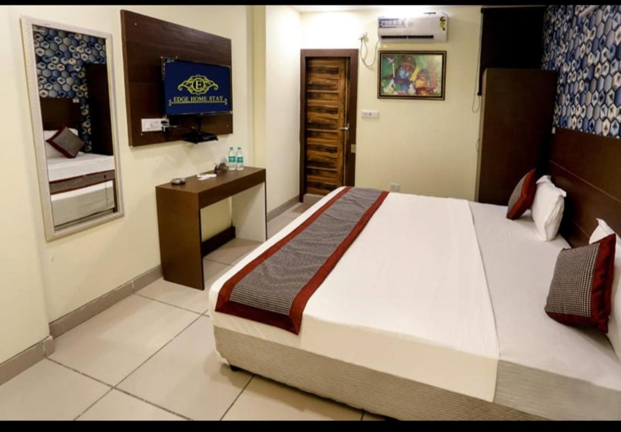 Airport Hotel Edge Home Stay New Delhi Extérieur photo