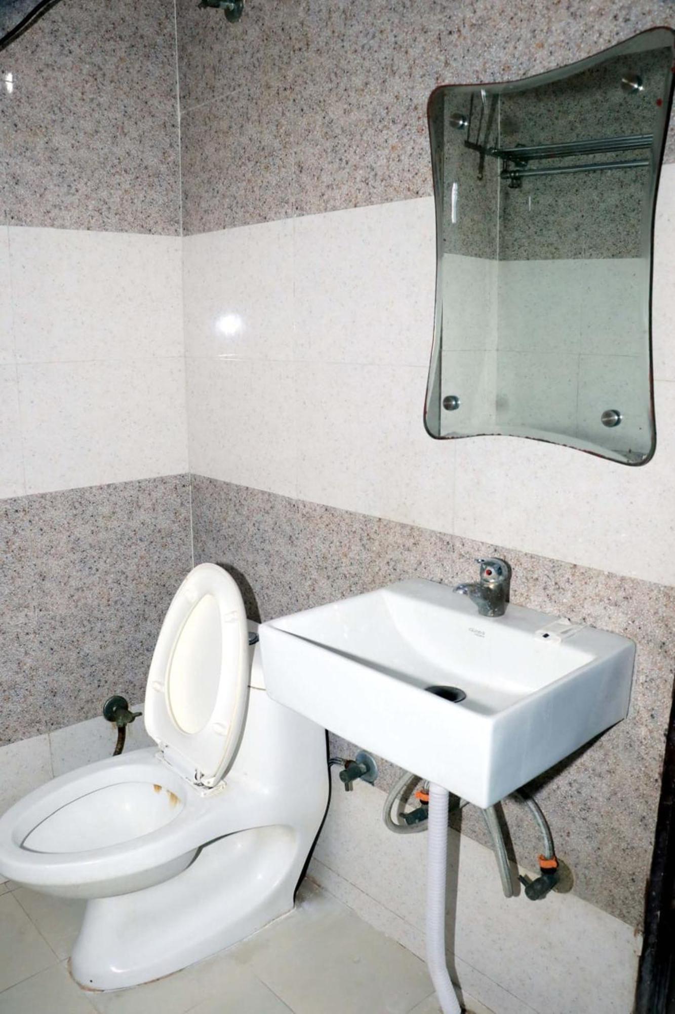 Airport Hotel Edge Home Stay New Delhi Extérieur photo