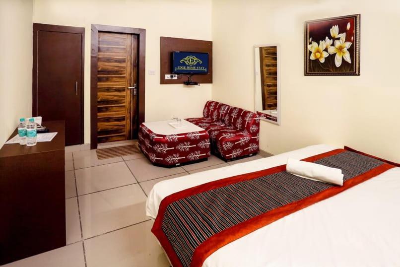 Airport Hotel Edge Home Stay New Delhi Extérieur photo