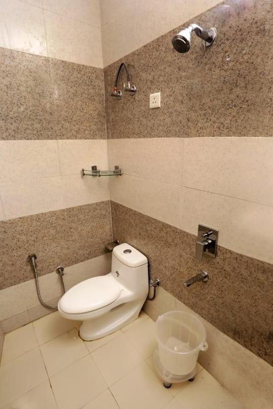 Airport Hotel Edge Home Stay New Delhi Extérieur photo