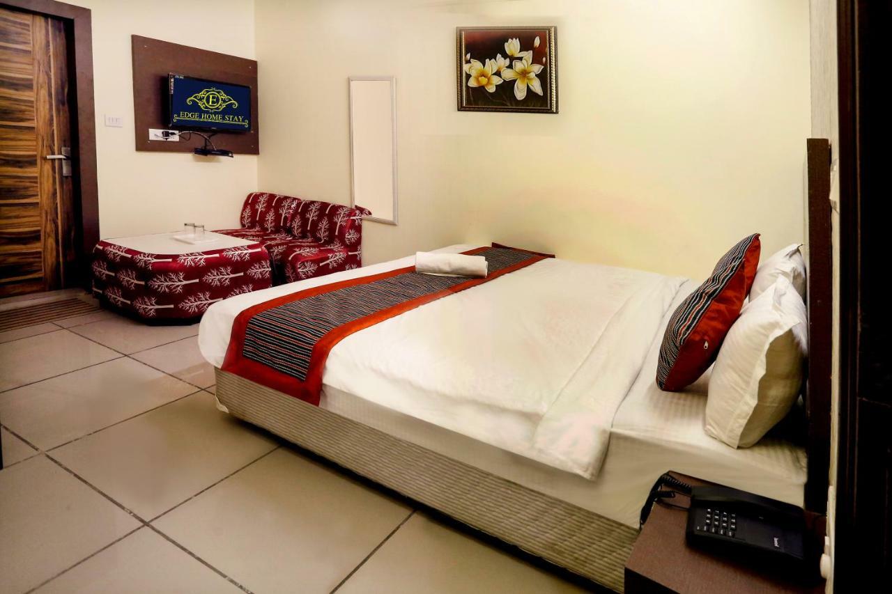 Airport Hotel Edge Home Stay New Delhi Extérieur photo