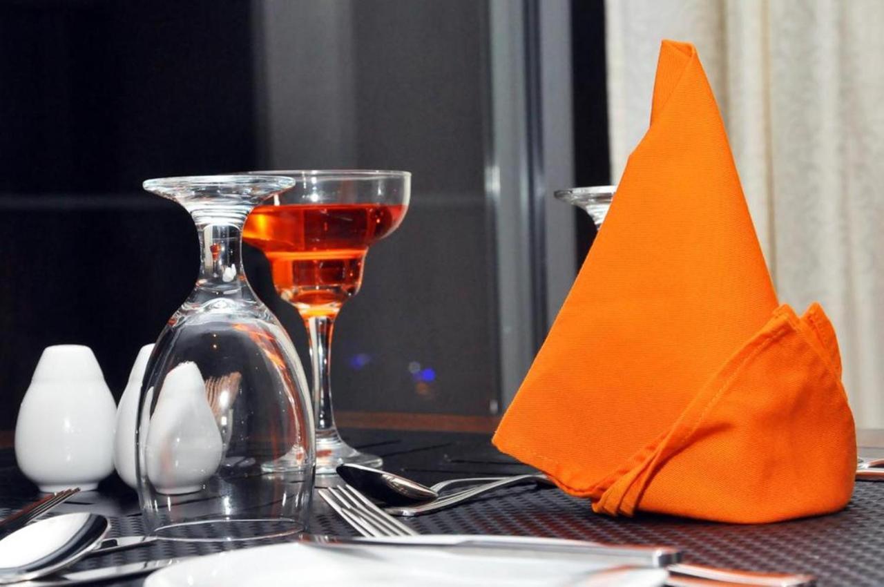 Airport Hotel Edge Home Stay New Delhi Extérieur photo